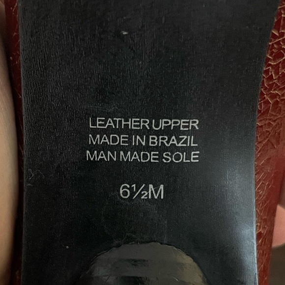 Matisse, women’s 6.5, crackled leather maroon fringe heeled buckle loafers - Picture 11 of 11